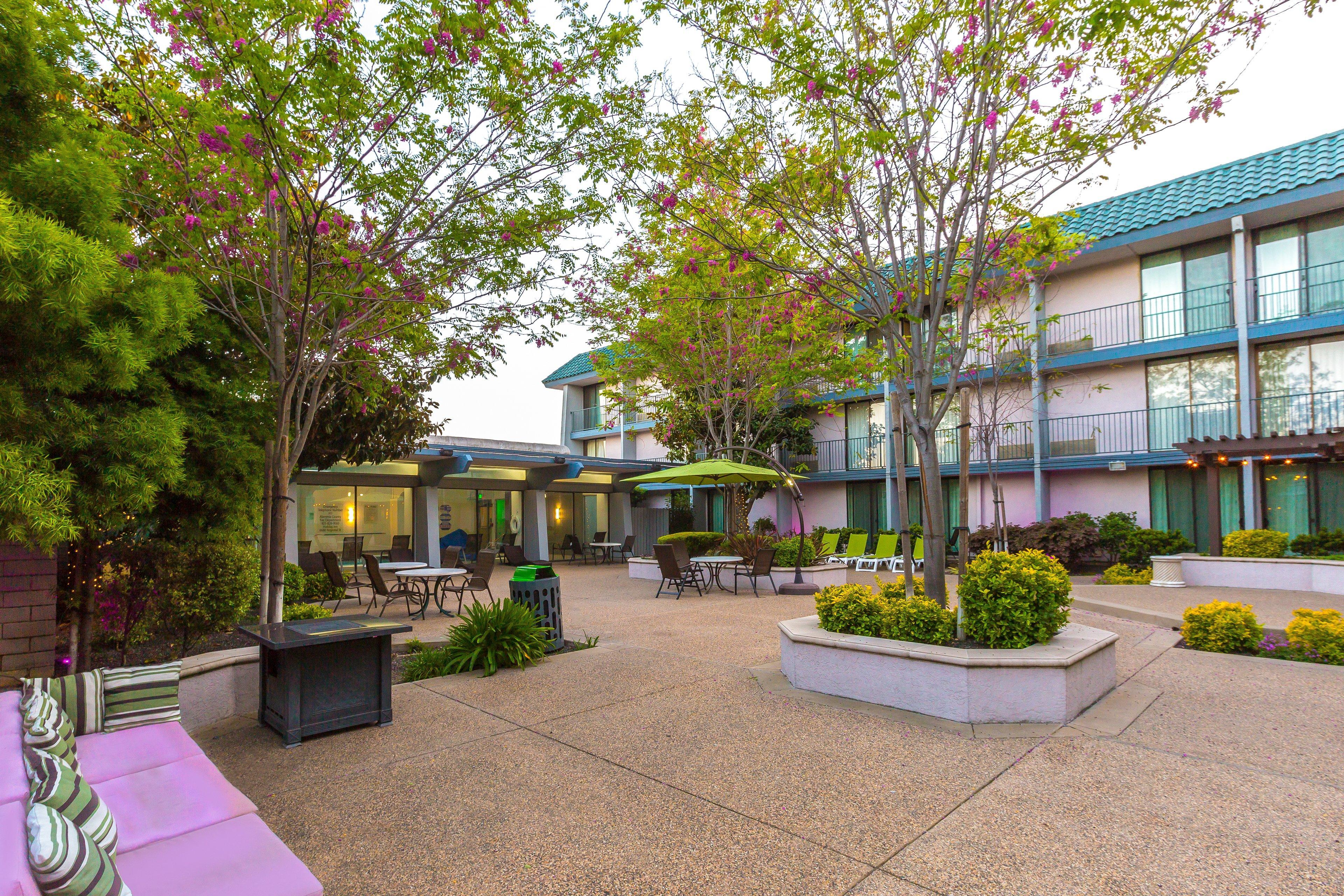 Holiday Inn Dublin - Pleasanton By Ihg Eksteriør billede